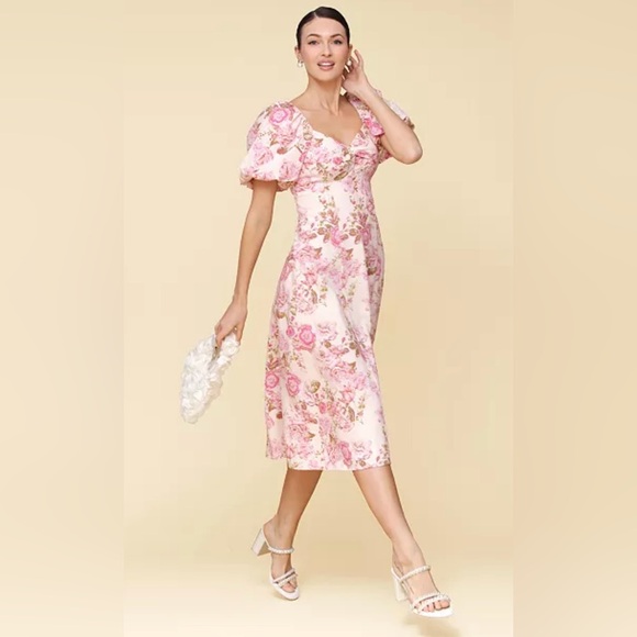avec les filles women's floral-print lace-trim chiffon dress Buy White Floral Printed Tiered Chiffon Dress with Lace Detail Online for  Woman